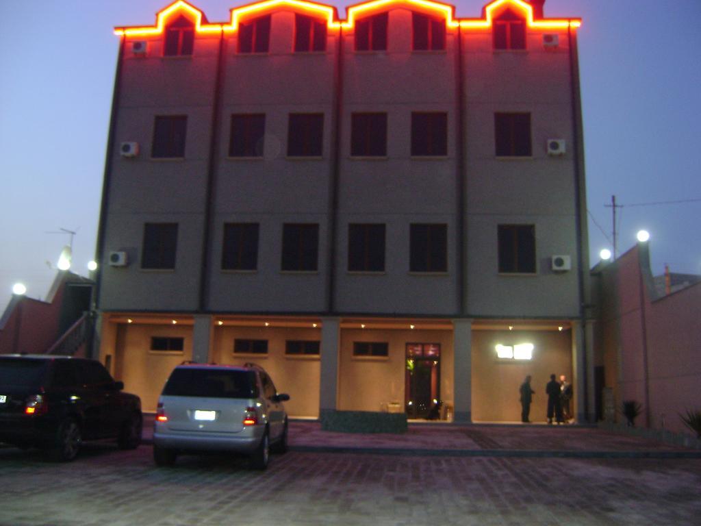 Sochi Plaza Hotel Erivan Dış mekan fotoğraf