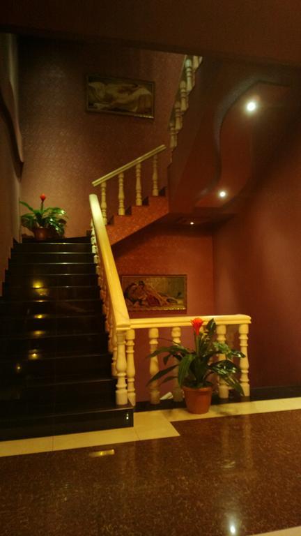 Sochi Plaza Hotel Erivan Dış mekan fotoğraf