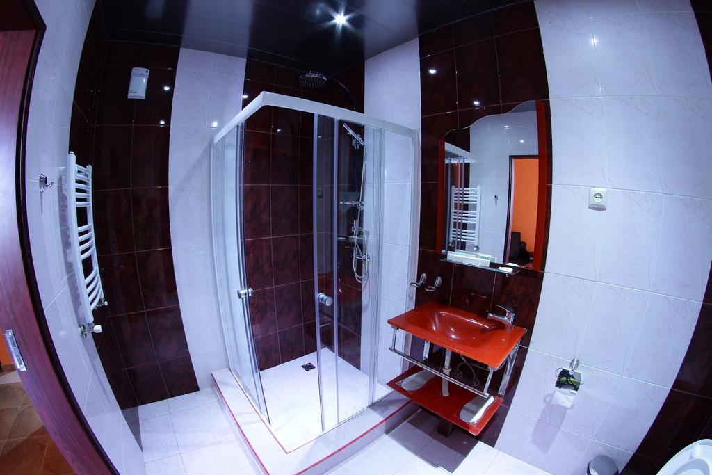 Sochi Plaza Hotel Erivan Dış mekan fotoğraf