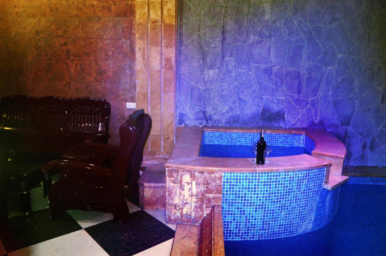 Sochi Plaza Hotel Erivan Dış mekan fotoğraf